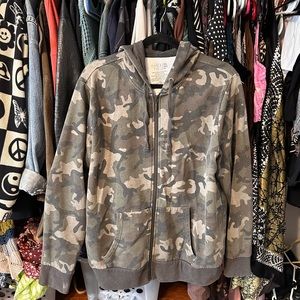 Women’s camo jacket